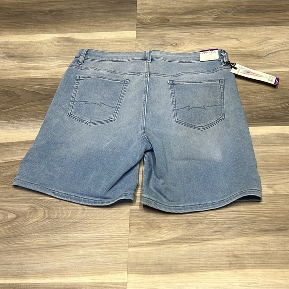 Parasuco blue denim shorts size 14 NWT - Picture 5 of 6
